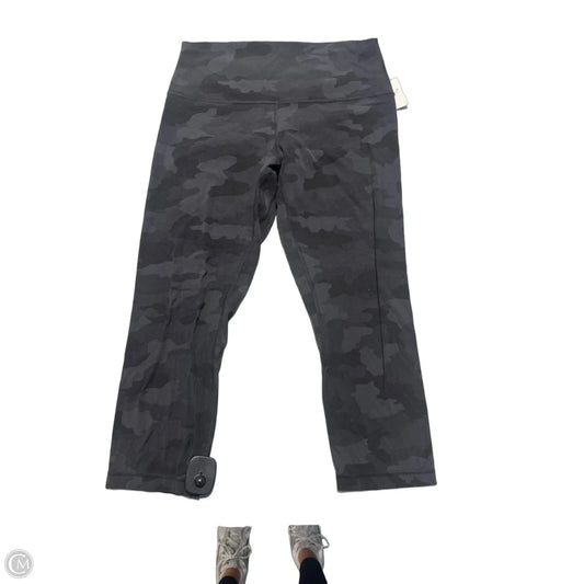 Athletic Capris By Lululemon In Camouflage Print, Size: 10