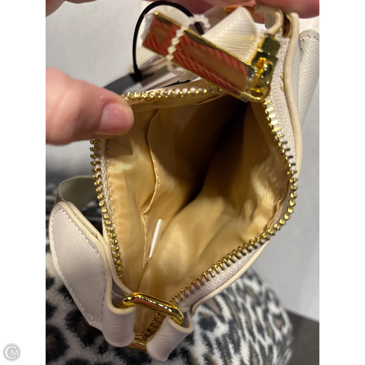 Crossbody By Joy, Size: Small