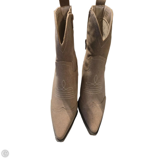 Boots Ankle Heels By Cma In Tan, Size: 6