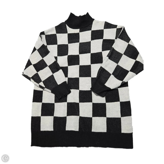 Dress Casual Short By Divided In Plaid Pattern, Size: M