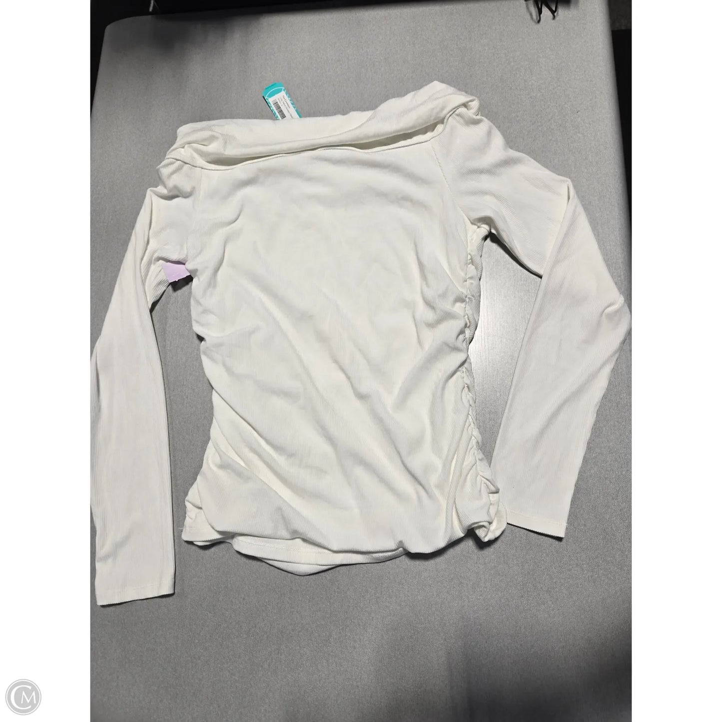 Top Long Sleeve Basic By Cmc In White, Size: L
