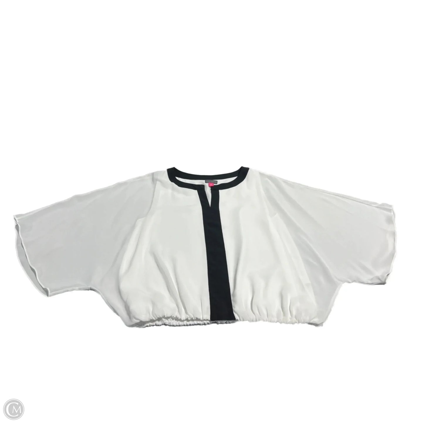 Top Long Sleeve By Vince Camuto In White, Size: S