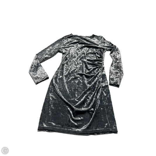 Dress Casual Short By Cmc In Grey, Size: M