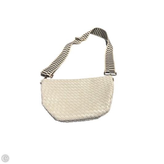 Crossbody By Cmc, Size: Medium