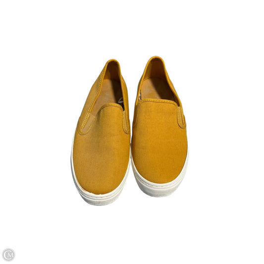 Shoes Flats By Old Navy In Yellow, Size: 7
