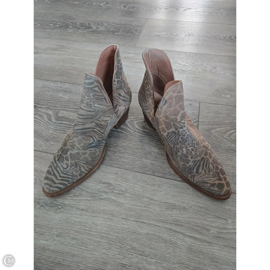 Boots Ankle Heels By Free People In Animal Print, Size: 8.5