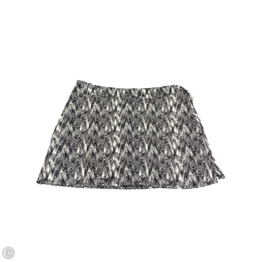 Skort By Tranquility In Black & White, Size: L