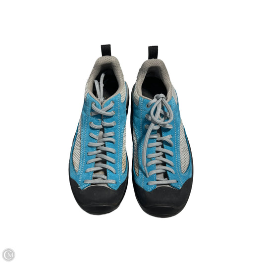 Shoes Hiking By Cmc In Blue & Grey, Size: 7