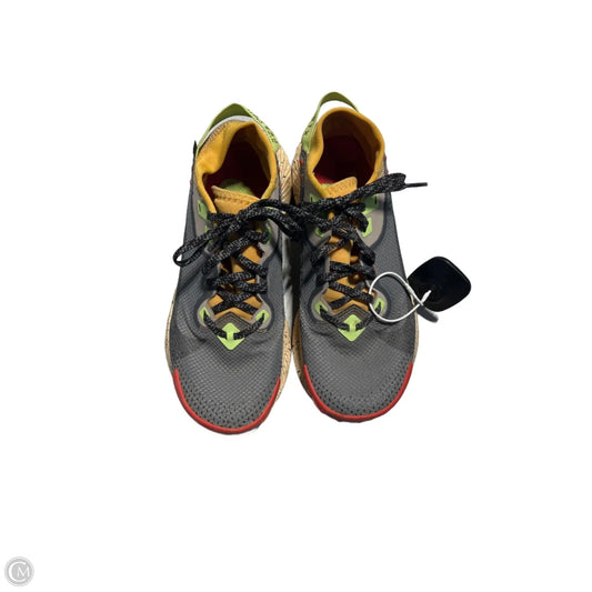 Shoes Sneakers By Nike In Grey & Yellow, Size: 6.5