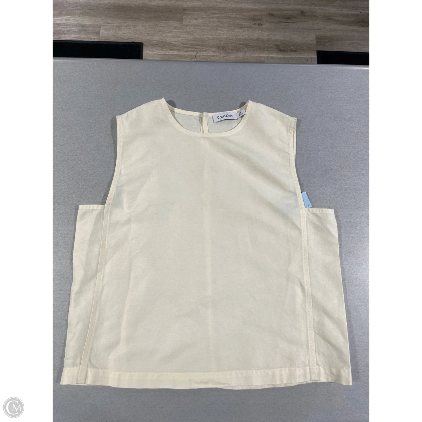 Top Sleeveless By Calvin Klein In Cream, Size: L