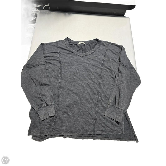 Top Long Sleeve By Rae Mode In Grey, Size: L