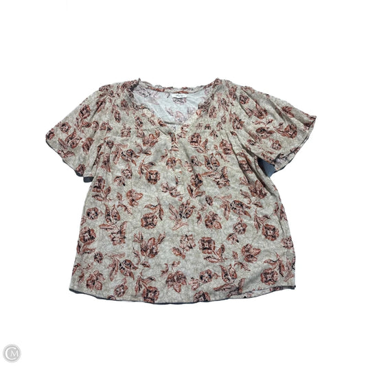 Top Short Sleeve By Maurices In Floral Print, Size: S