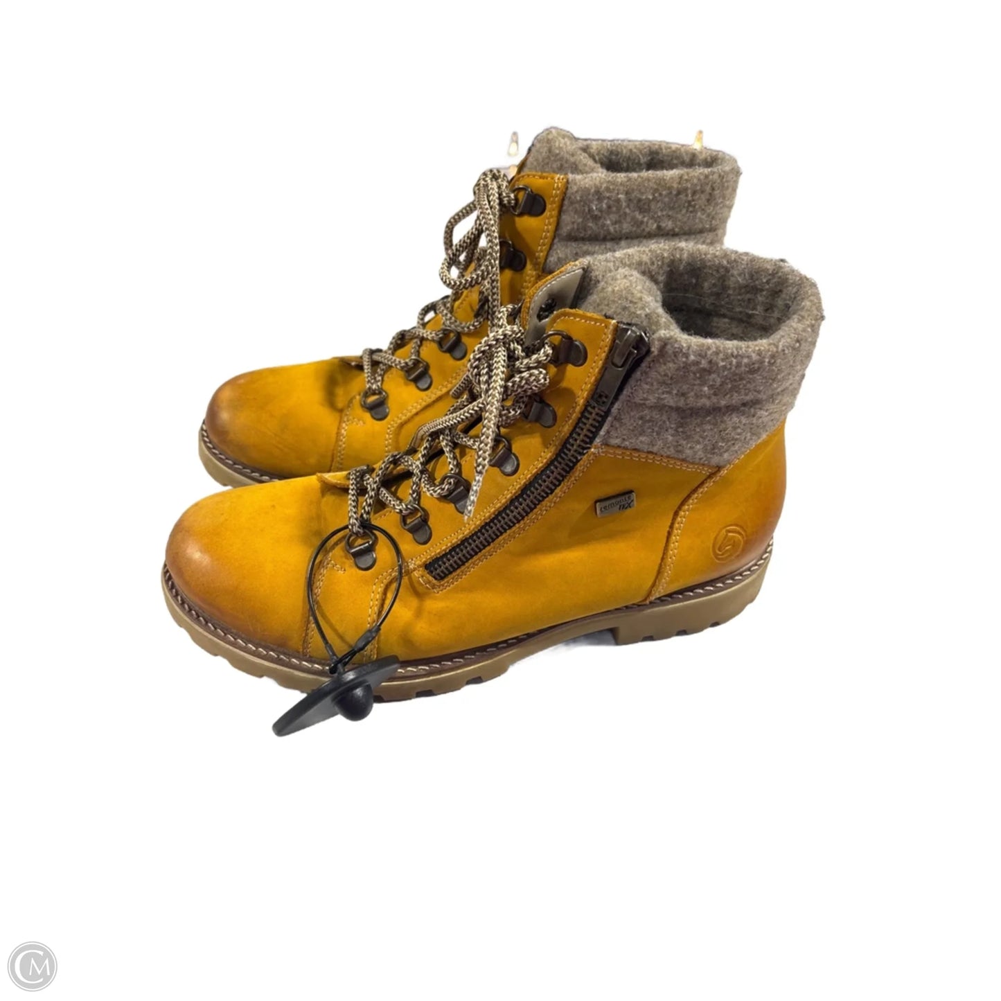 Boots Ankle Flats By Cme In Tan, Size: 9