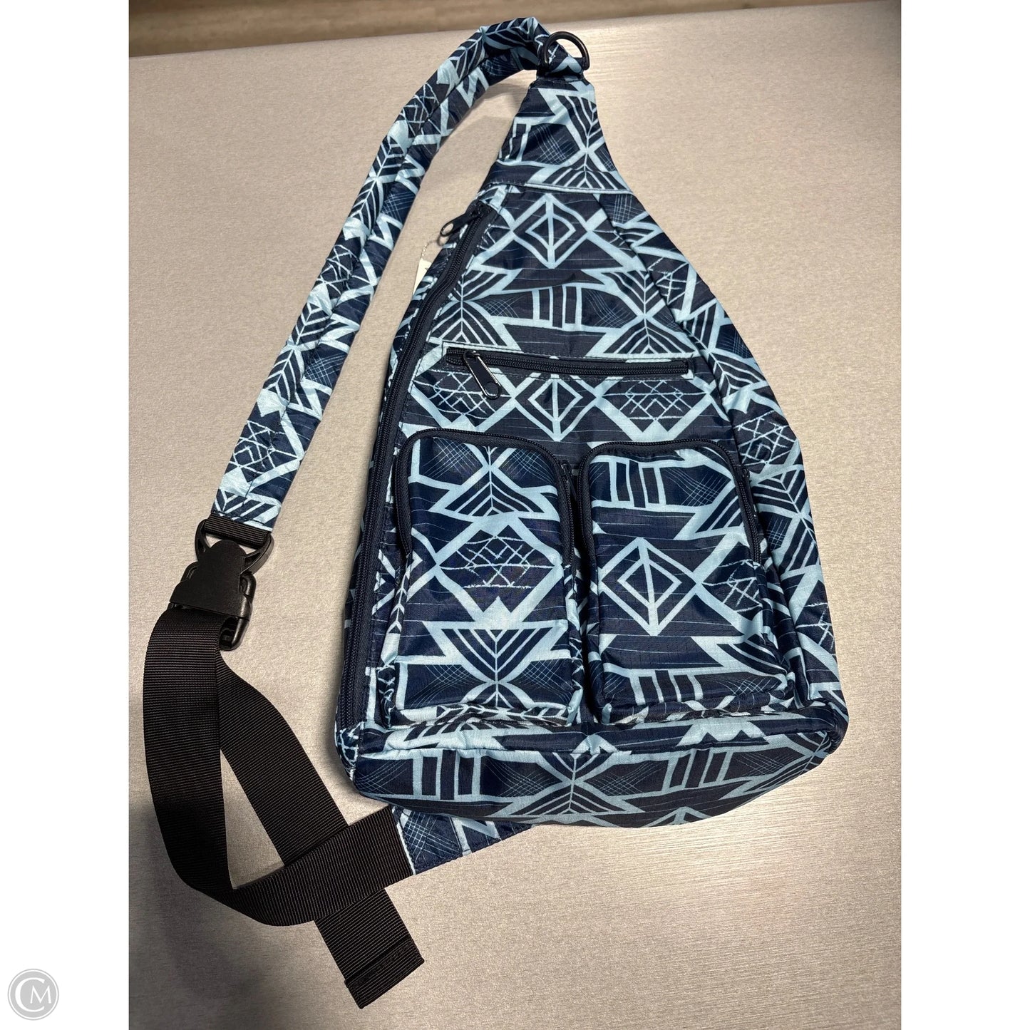 Crossbody By Cmc, Size: Medium