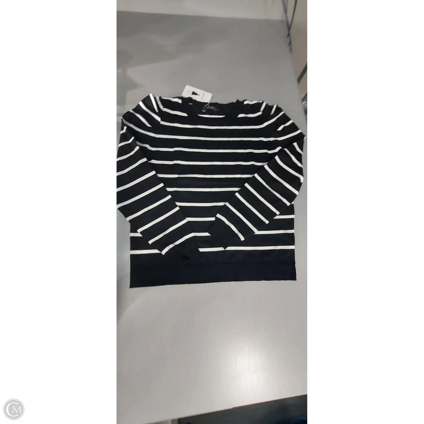 Top Long Sleeve By Zesica In Striped Pattern, Size: L