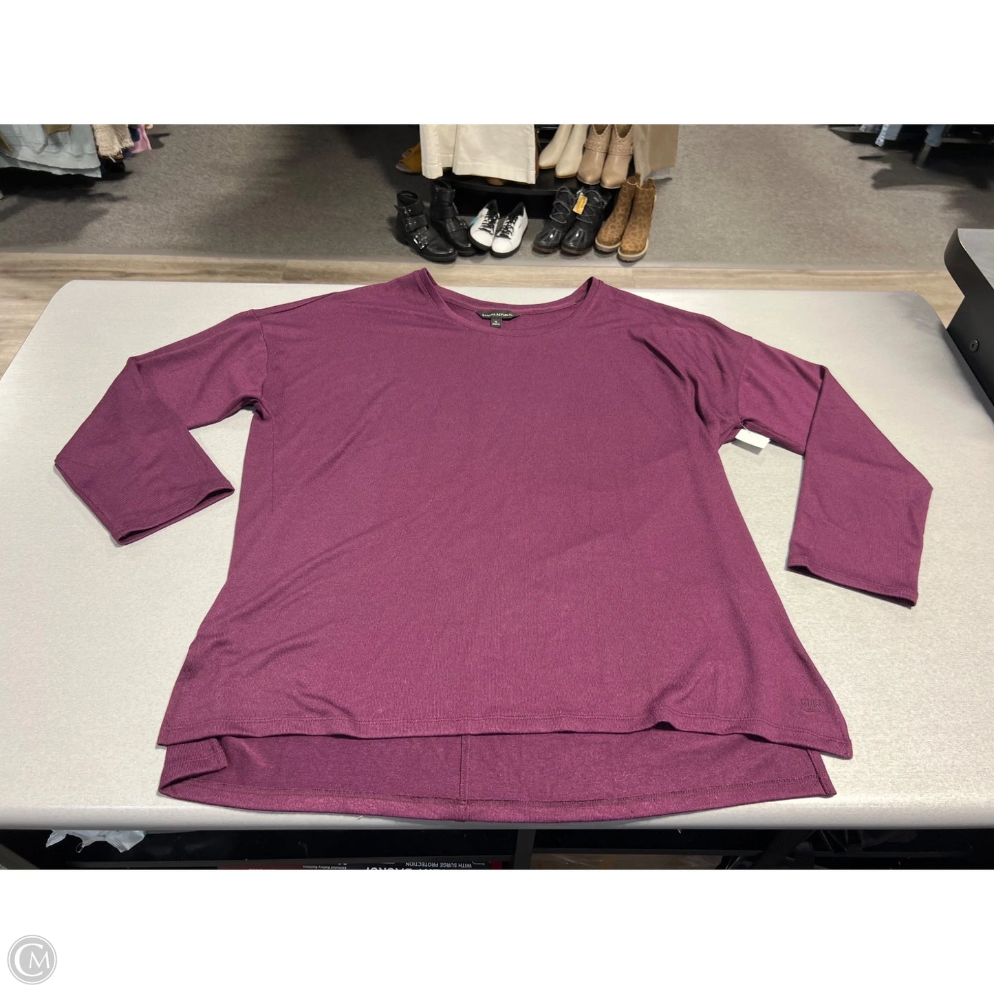 Top Long Sleeve By Banana Republic In Purple, Size: Xl
