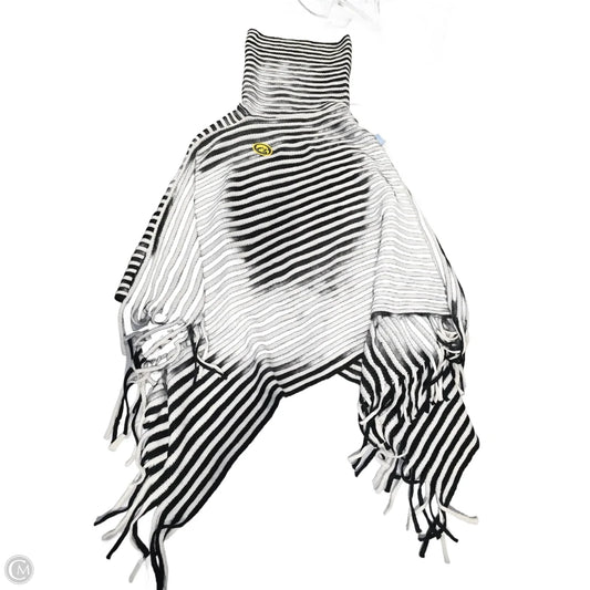 Poncho By Cmc In Striped Pattern, Size: Osfm
