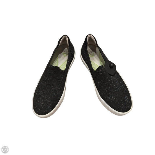 Shoes Flats By Cmc In Black, Size: 8.5