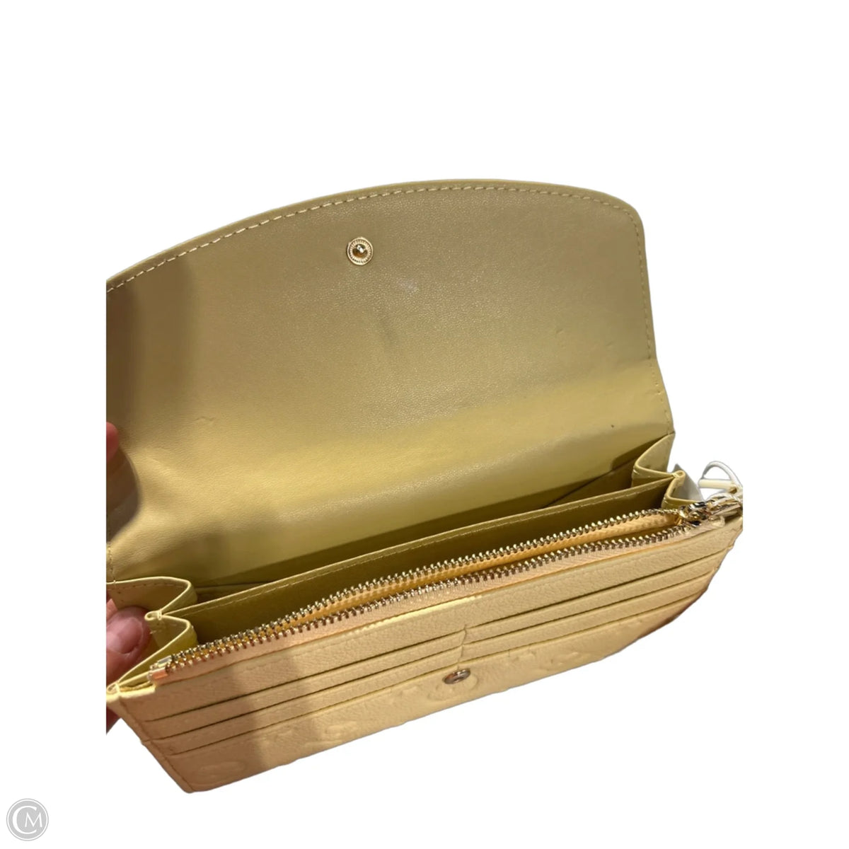 Wallet By Cmc, Size: Medium