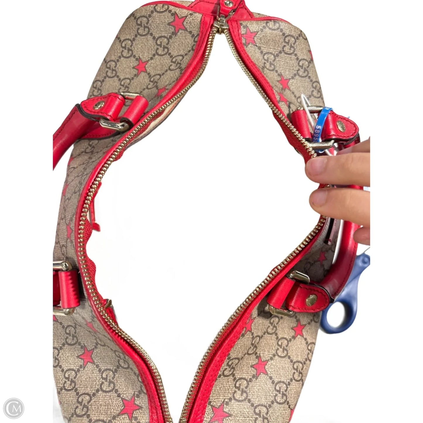 Handbag Luxury Designer By Gucci, Size: Medium