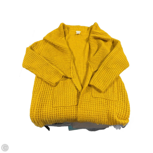 Sweater Cardigan By Main Strip In Gold, Size: L