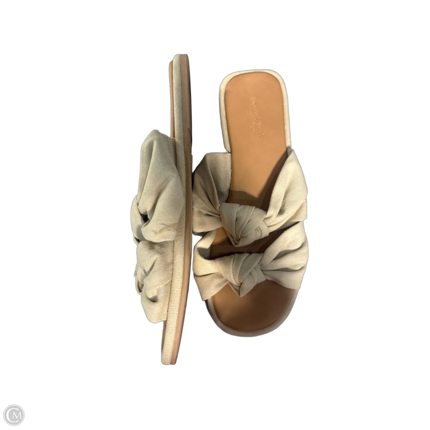 Sandals Flats By Universal Thread In Beige, Size: 8.5