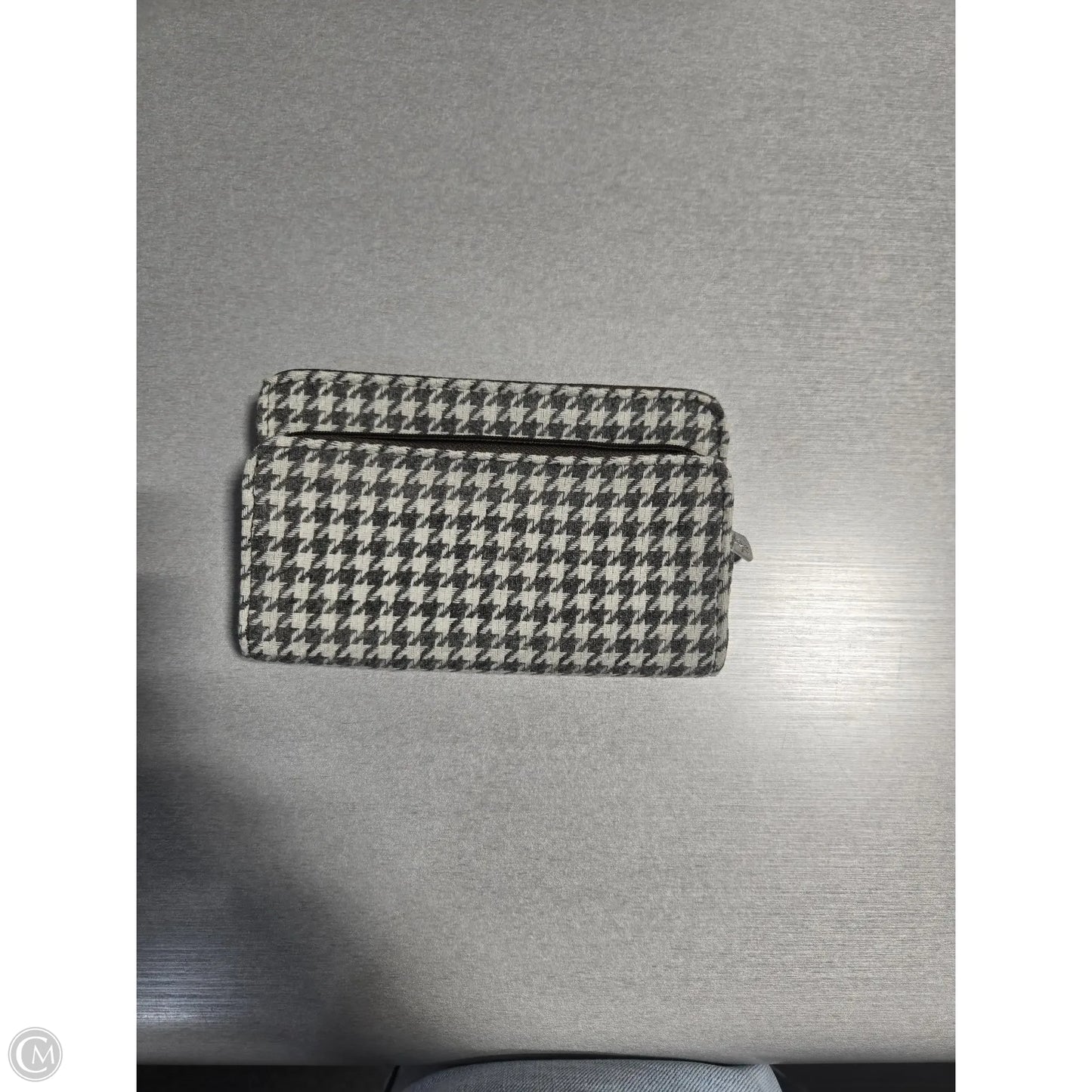 Wallet By Thirty One, Size: Medium