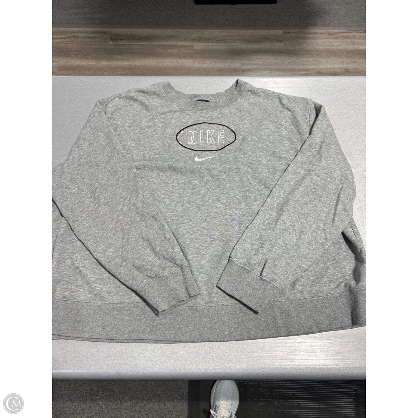 Top Long Sleeve By Nike In Grey, Size: 3x