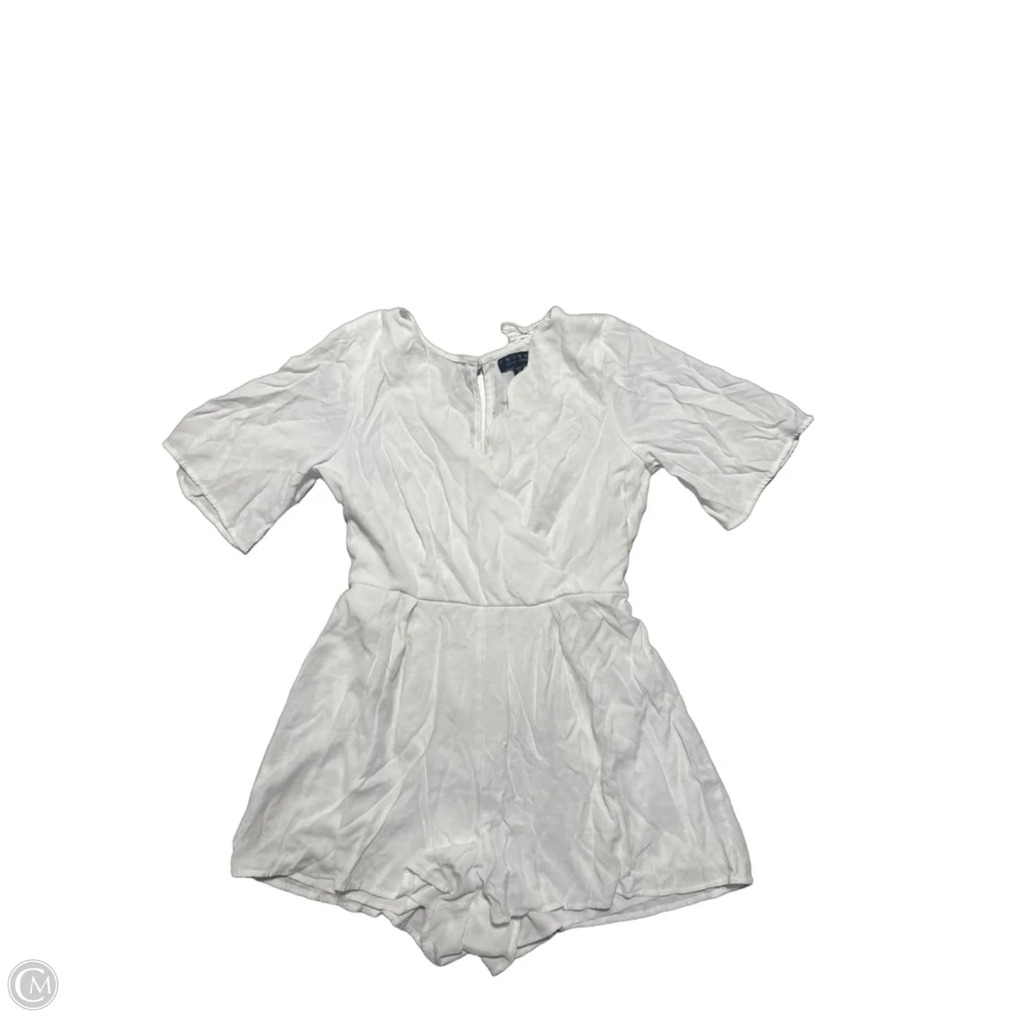 Dress Casual Short By Trixxi In White, Size: M