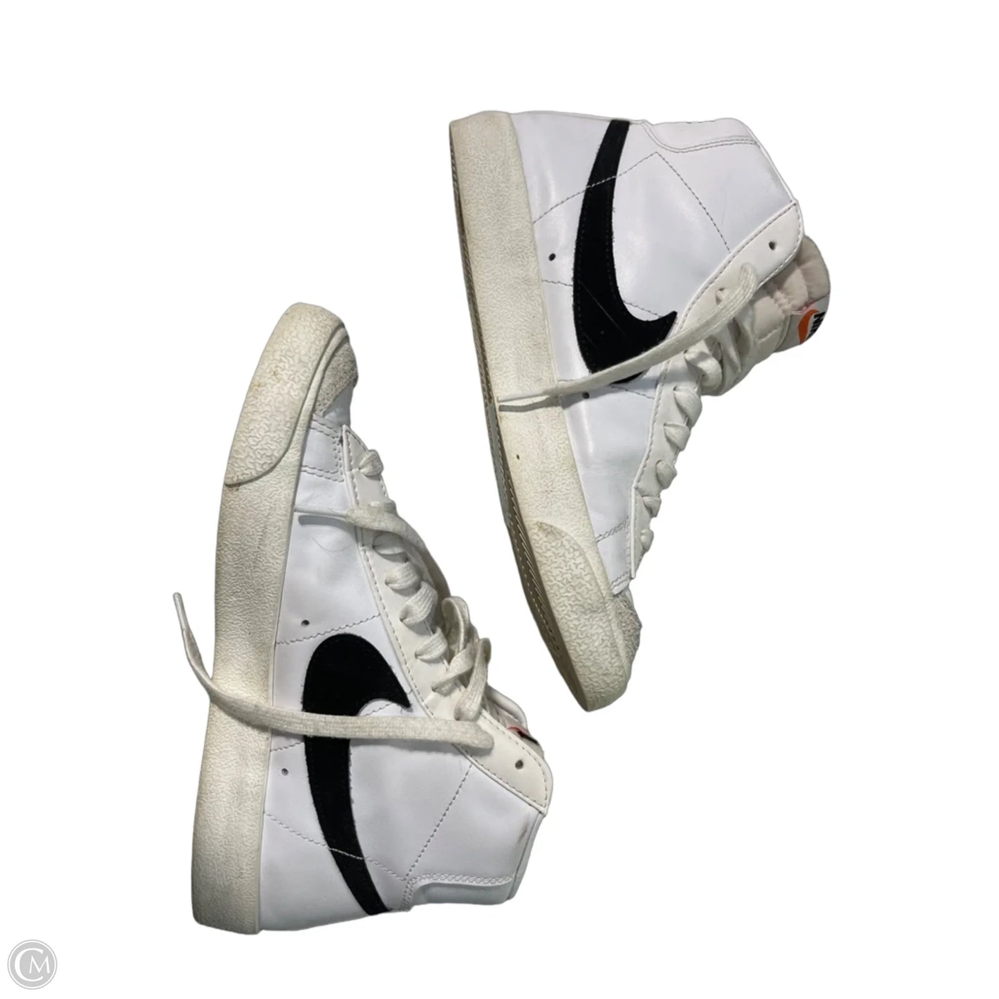 Shoes Sneakers By Nike In White, Size: 8.5