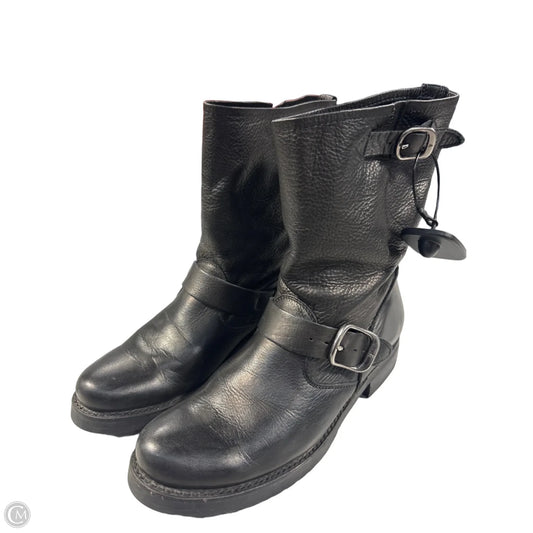Boots Designer By Frye In Black, Size: 8