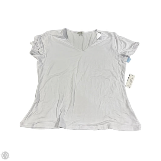 Top Short Sleeve By Faded Rose In White, Size: 2x