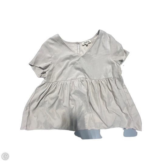 Top Short Sleeve By Listicle In Beige, Size: M