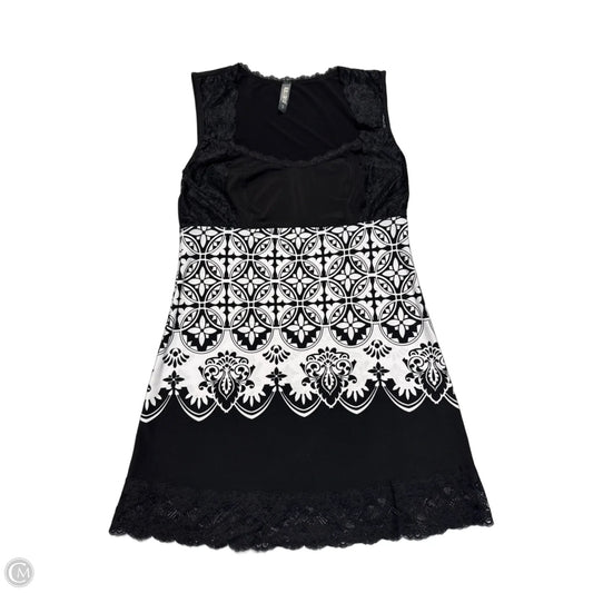 Dress Casual Short By Cme In Black & White, Size: M