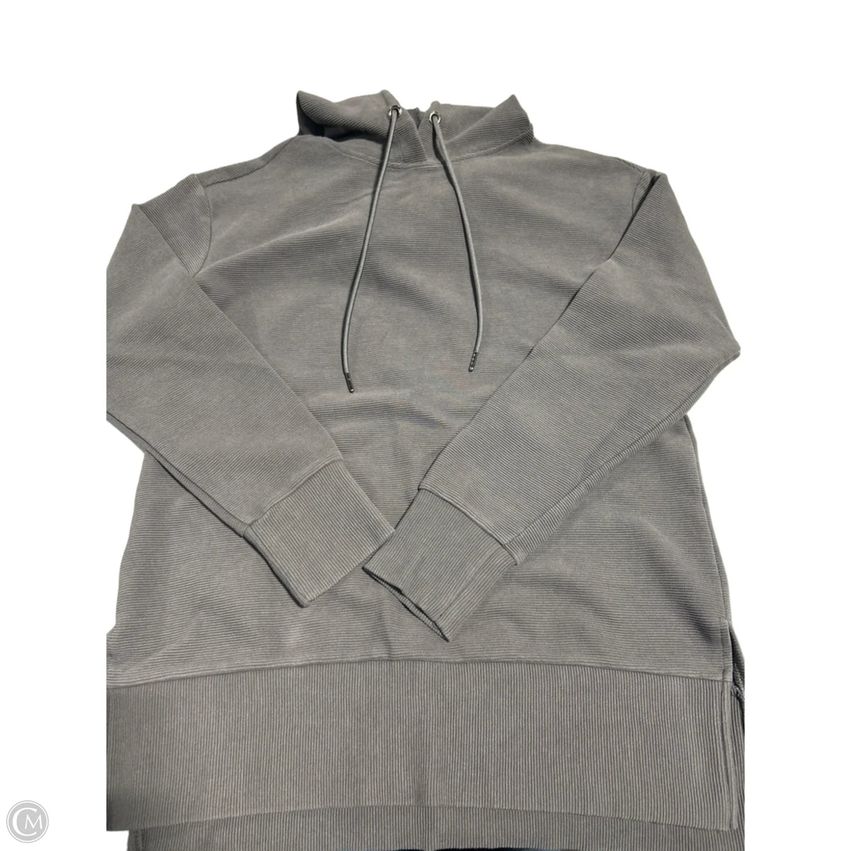 Top Long Sleeve By Maurices In Grey, Size: S
