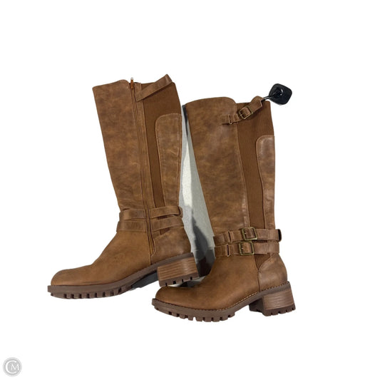 Boots Knee Flats By Crown Vintage In Brown, Size: 9