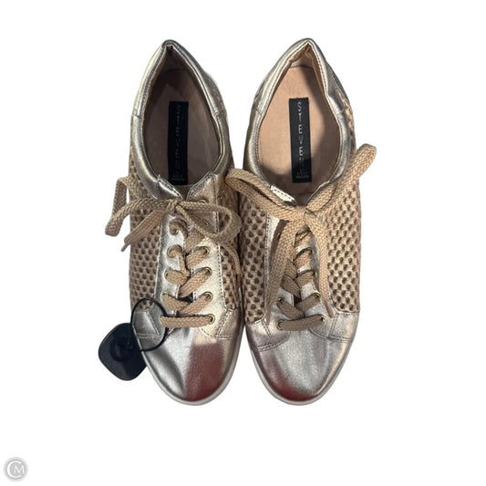 Shoes Flats By Steve Madden In Rose Gold, Size: 9.5