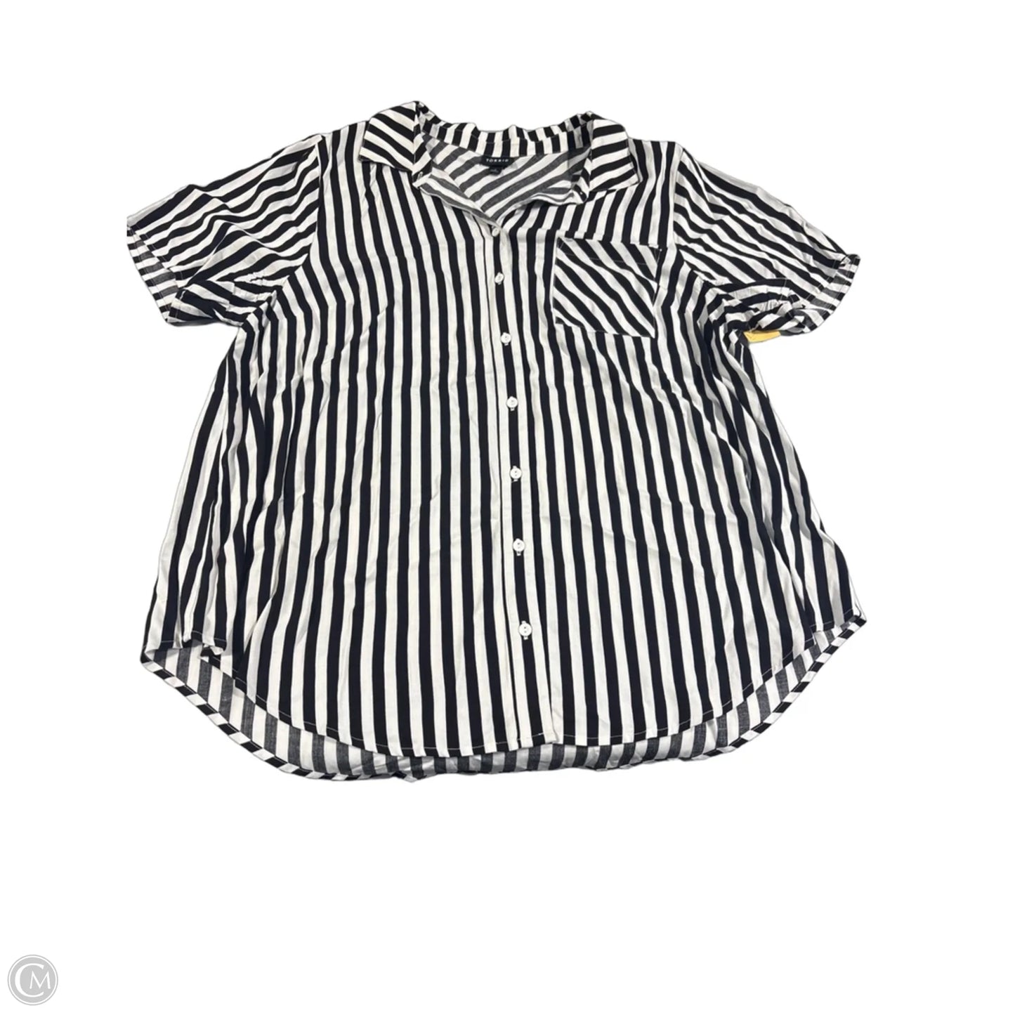 Top Short Sleeve By Torrid In Black & White, Size: 2x