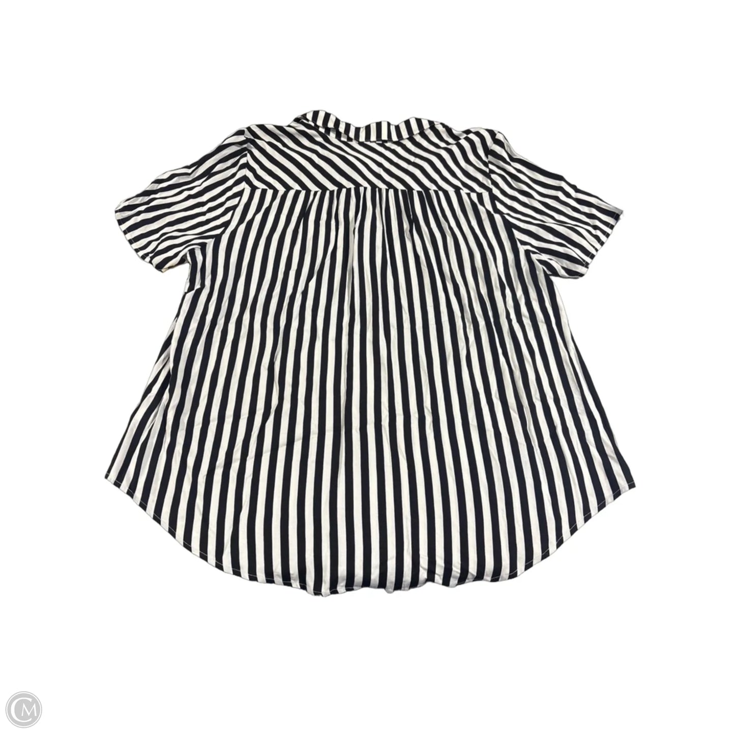 Top Short Sleeve By Torrid In Black & White, Size: 2x