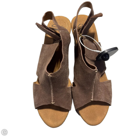 Sandals Heels Wedge By Clarks In Brown, Size: 9