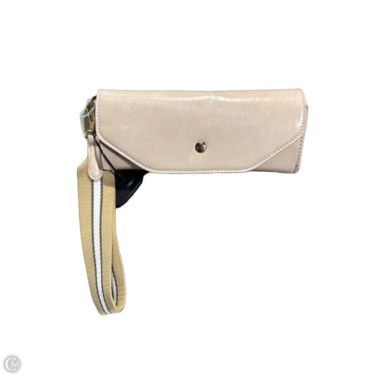 Wristlet By Cmc, Size: Small