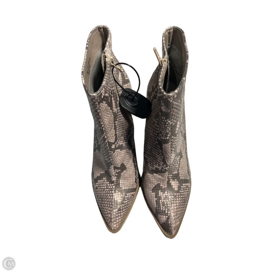 Boots Ankle Heels By Carlos By Carlos Santana In Snakeskin Print, Size: 7.5
