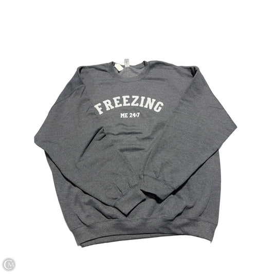 Sweatshirt Crewneck By Gildan In Grey, Size: 2x
