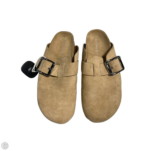 Shoes Flats By Madden Girl In Beige, Size: 7.5