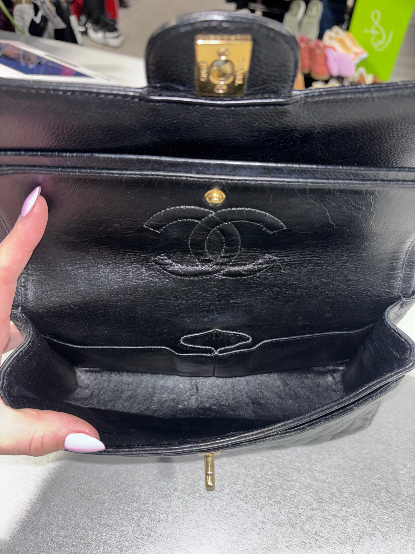 Crossbody Luxury Designer By Chanel, Size: Medium
