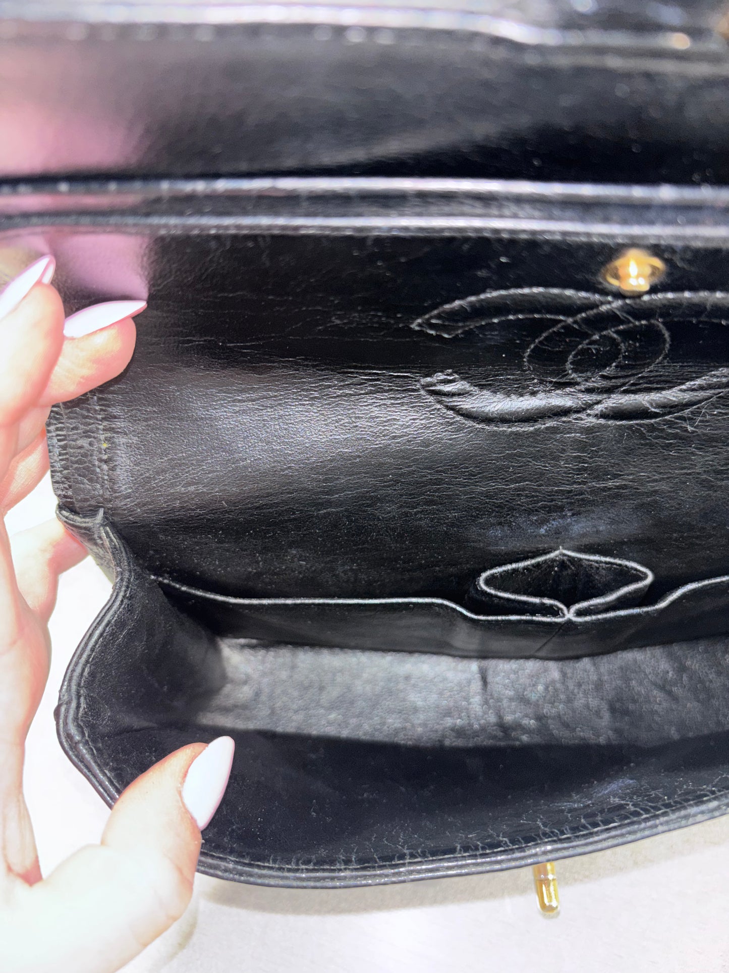 Crossbody Luxury Designer By Chanel, Size: Medium
